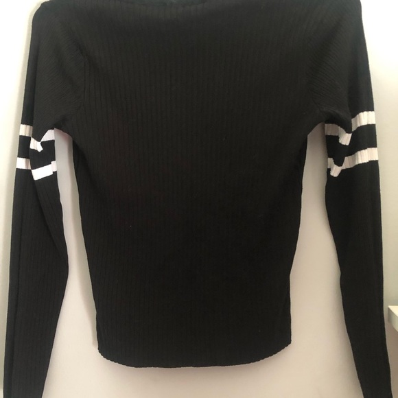 H&M long sleeve shirt - Picture 2 of 4